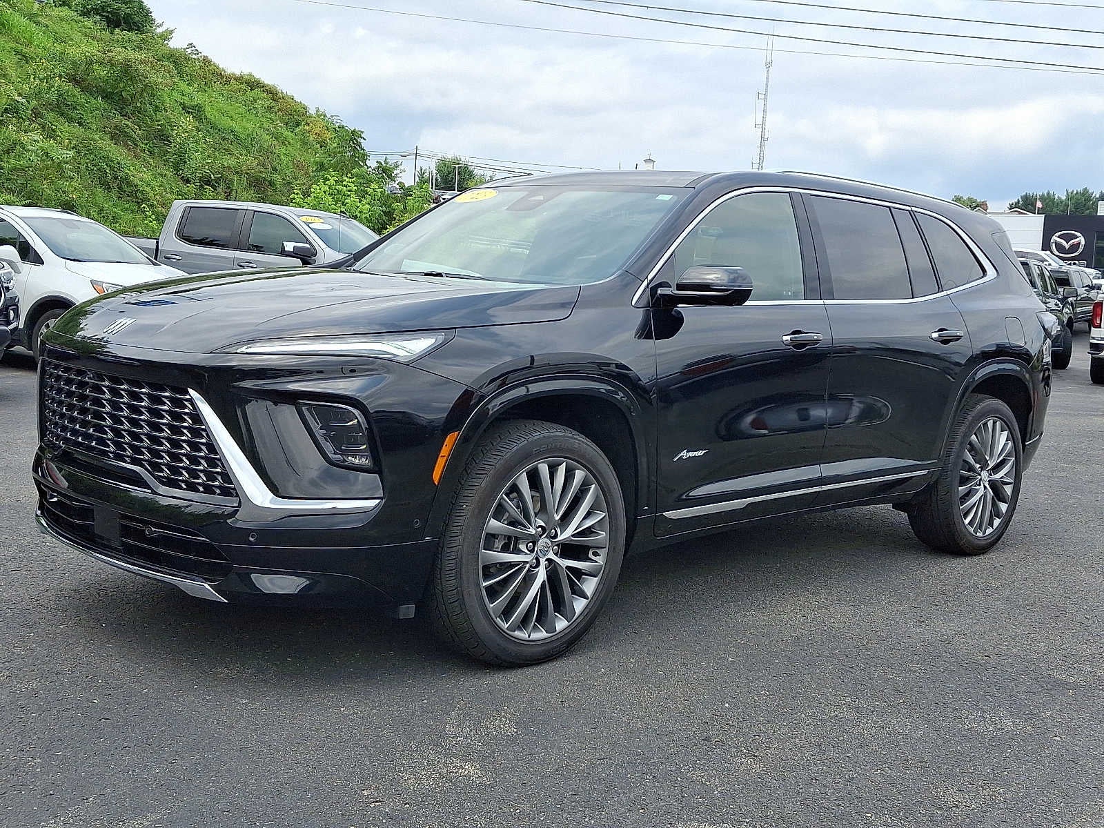 2025 Buick Enclave Avenir