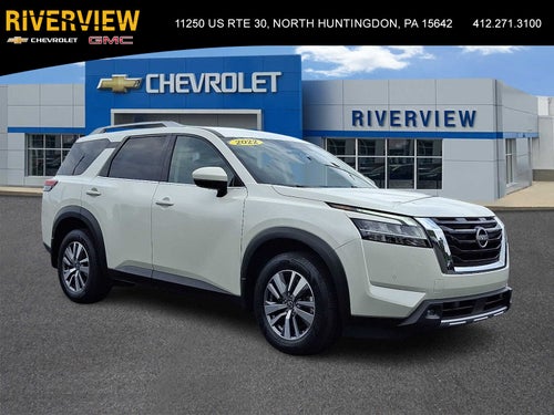 2022 Nissan Pathfinder SL